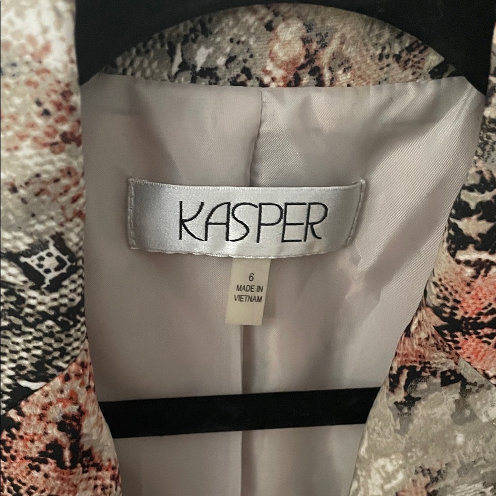 Kasper Women's Snake Print Blazer - Black, Gray, Brown - Picture 2 of 5